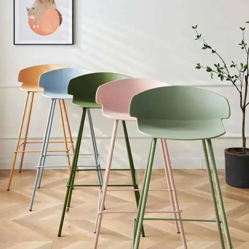 Chaises de bar et de salle à m - Commercial Kitchen Design avis et prix