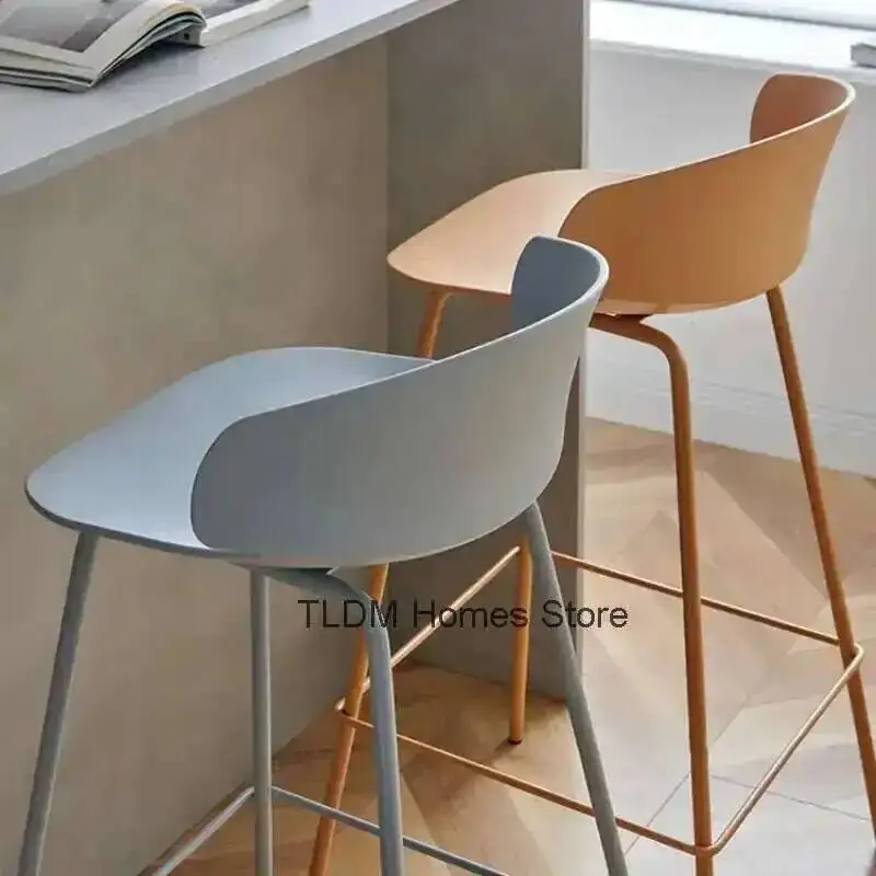 Chaises de bar et de salle à m - Commercial Kitchen Design avis et prix